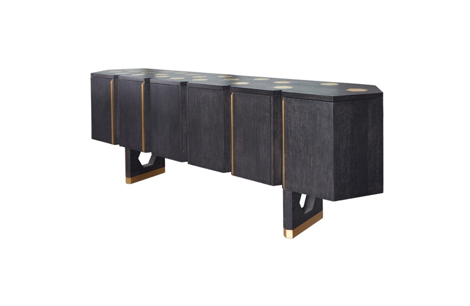 Sideboard Regalia