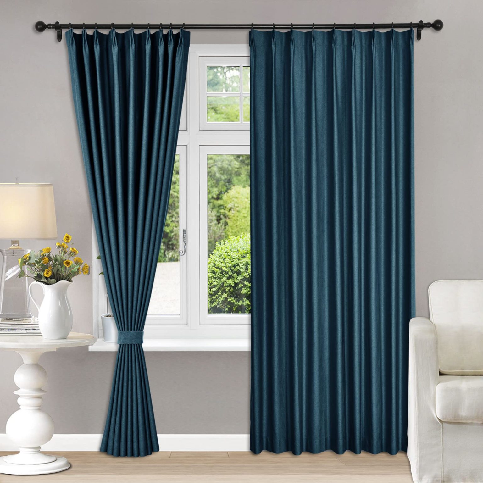 11 Types of Curtain Fabrics for Bedroom
