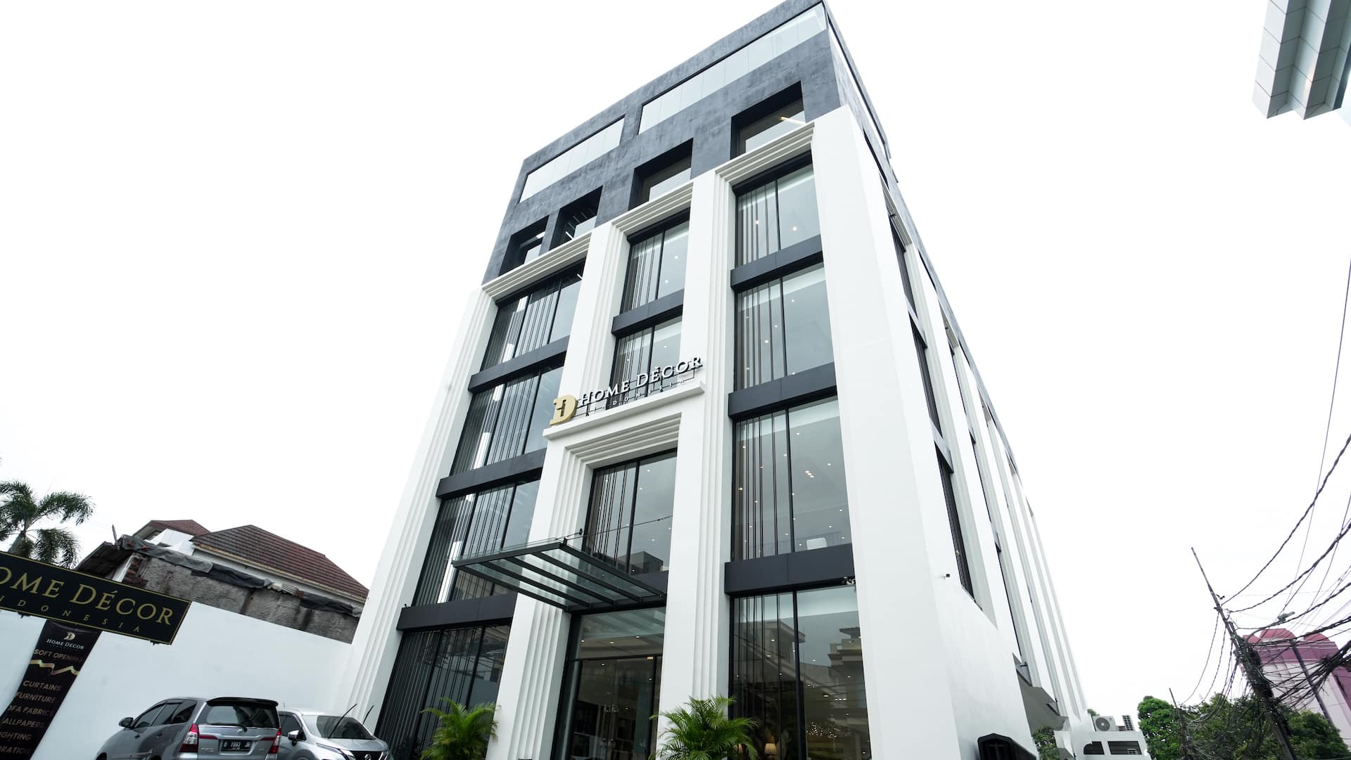 Showroom Pintu Air