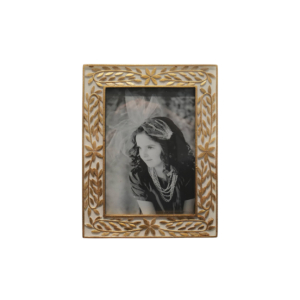 Home Decor B8586 Photo Frame Front View